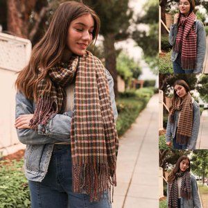 Tartan Woven Tassel Scarf